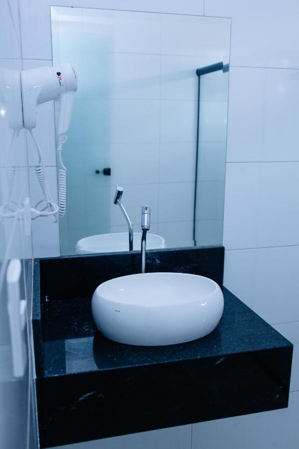 Hotel E Motel Madrugada 伊图 外观 照片