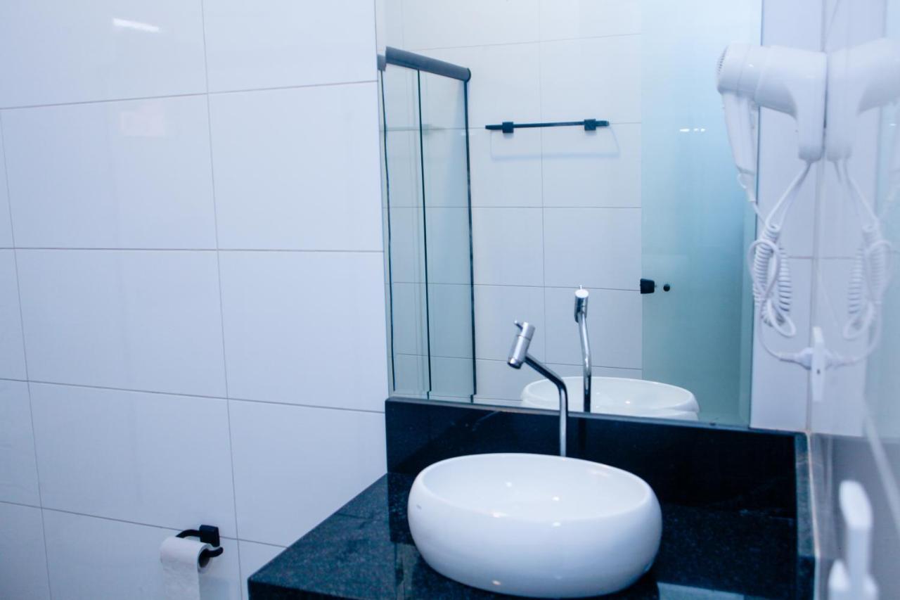 Hotel E Motel Madrugada 伊图 外观 照片